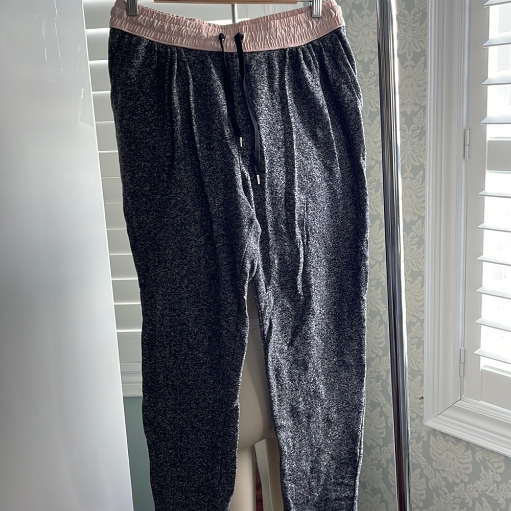 H&M Grey Heather Jogger Sweatpants Size M
